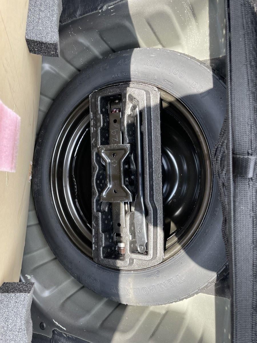 Used 2022 Nissan Maxima SV w/ Floor Mat Group FWD image 40