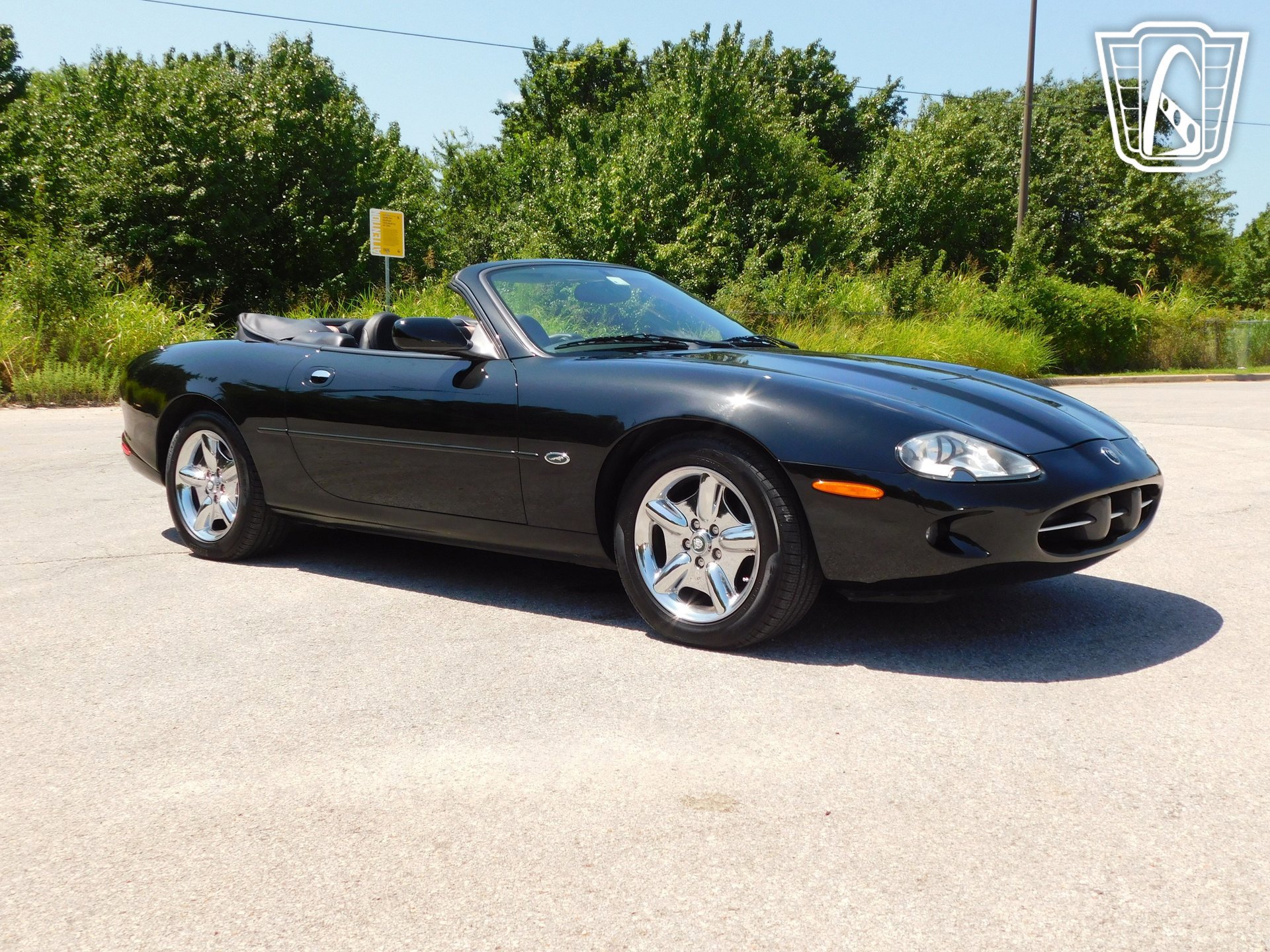 Used 1998 Jaguar XK8 Convertible image 33