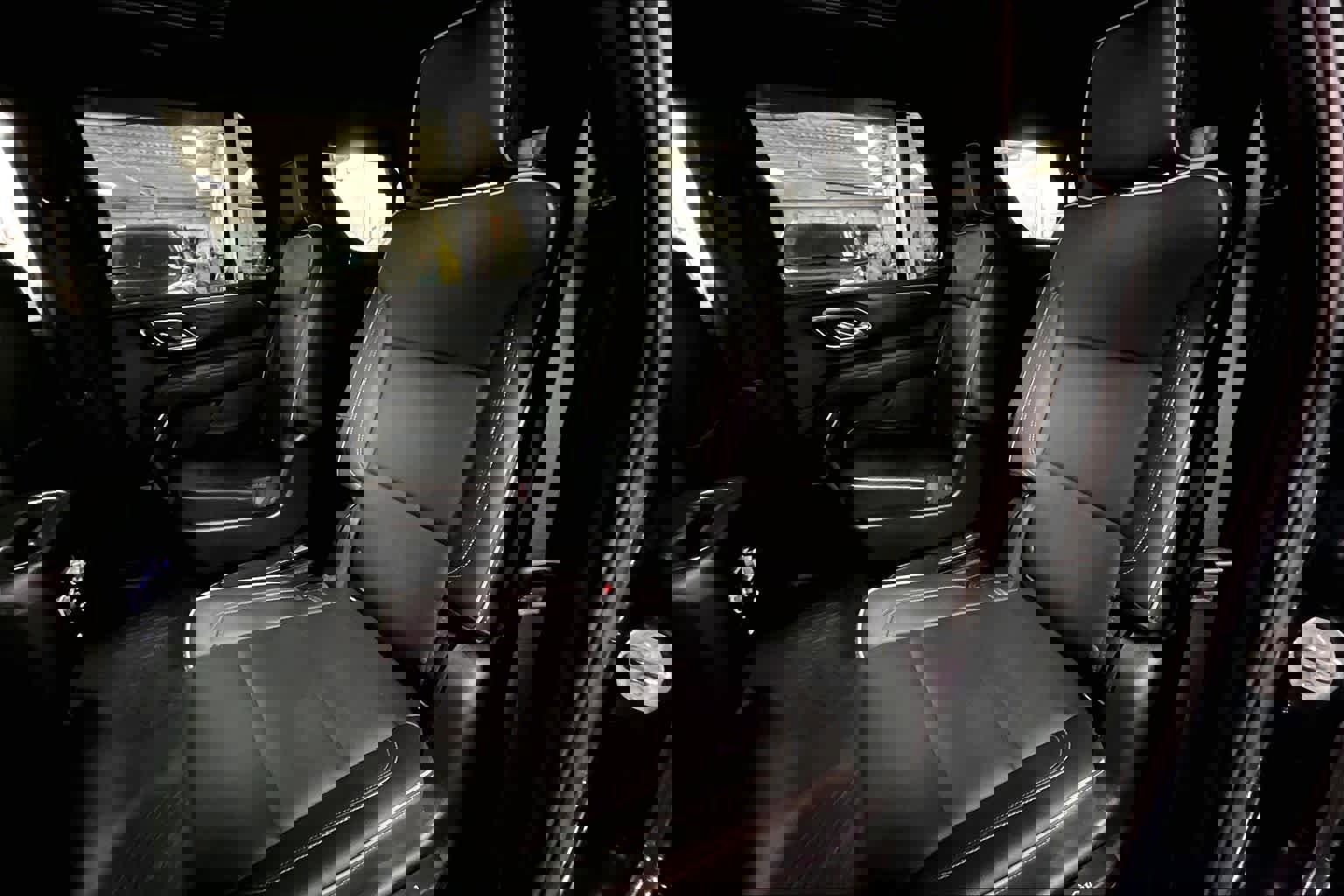 Used 2021 GMC Yukon SLT w/ SLT Premium Package AWD/4WD image 20