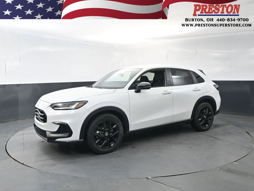 Used 2024 Honda HR-V Sport image 1