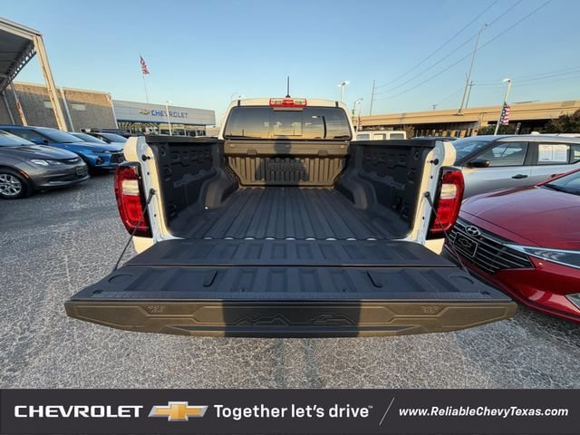 Used 2026 GMC Canyon AT4X AWD/4WD image 36