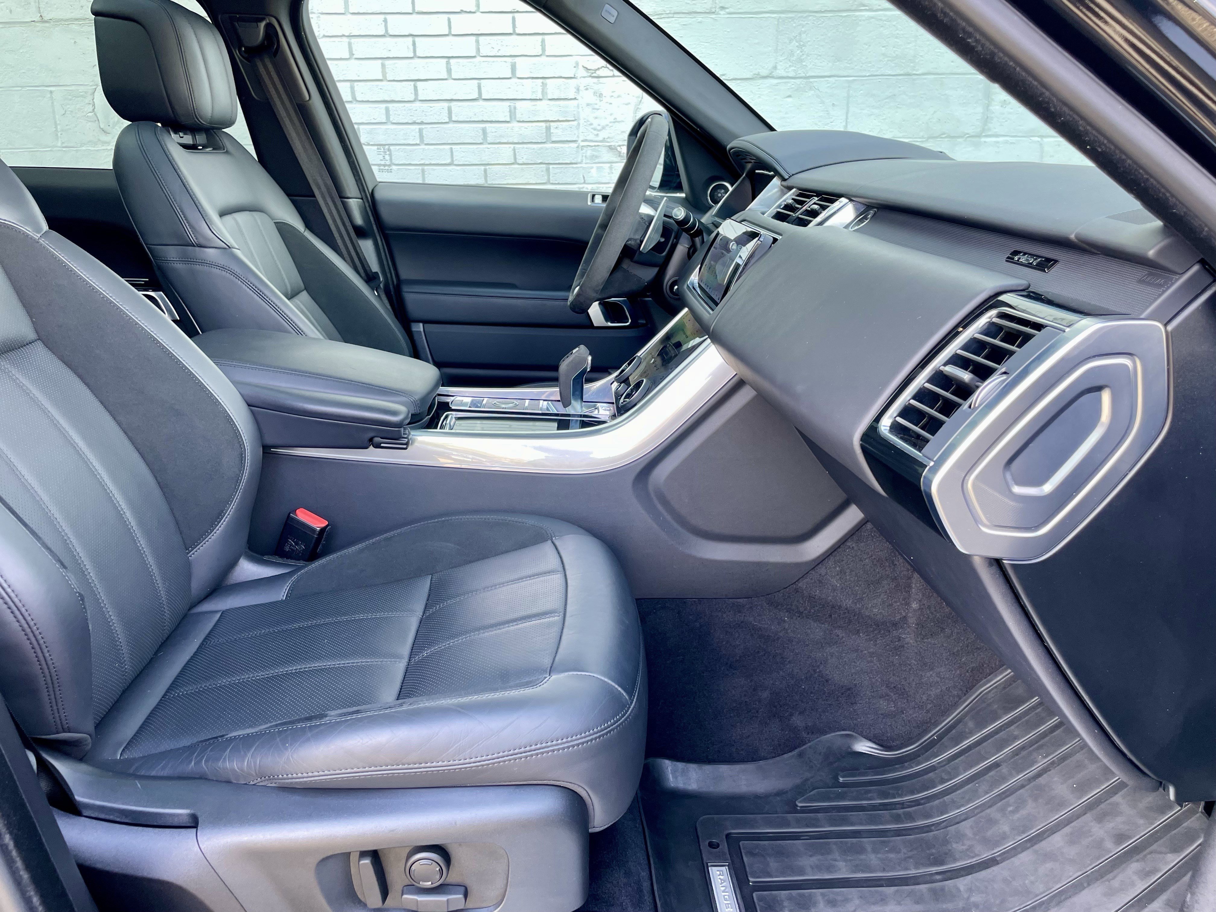 Used 2022 Land Rover Range Rover Sport HST image 15