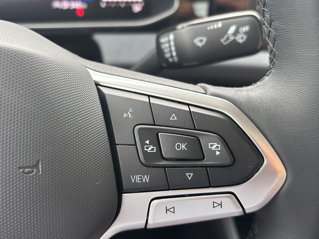 New 2026 Volkswagen Jetta SE FWD image 22