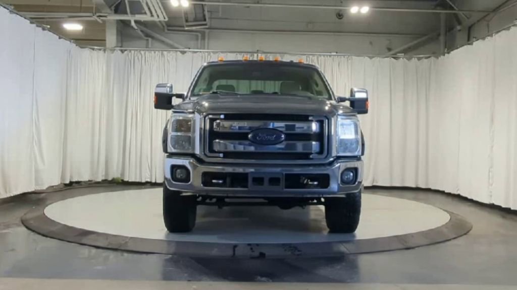 Used 2015 Ford F250 XLT w/ XTR Plus Package image 3