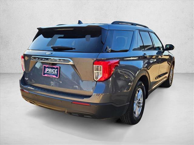 Used 2022 Ford Explorer XLT image 5