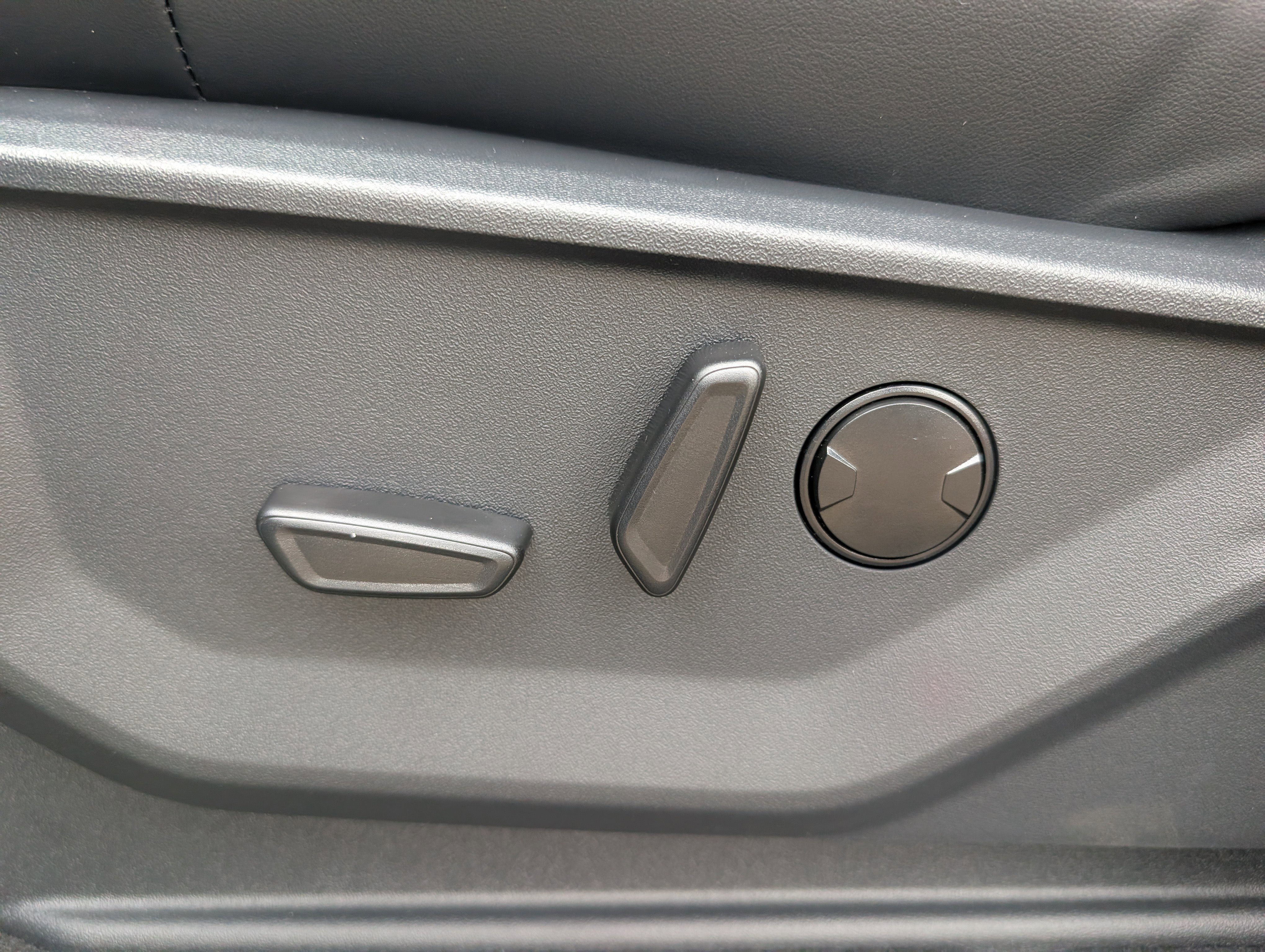 New 2026 Ford Expedition Tremor image 24