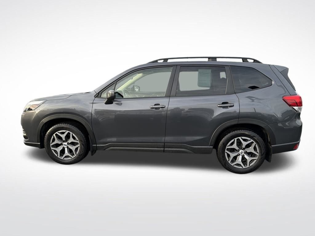 Certified 2023 Subaru Forester Premium image 12