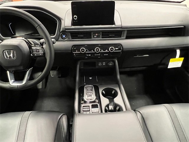 New 2025 Honda Pilot EX-L image 17