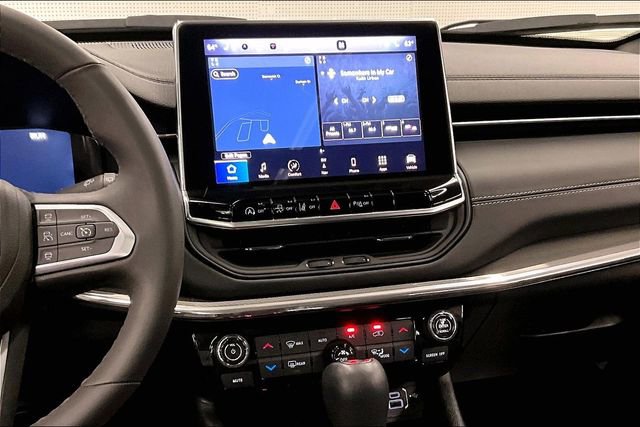 Used 2023 Jeep Compass High Altitude image 7