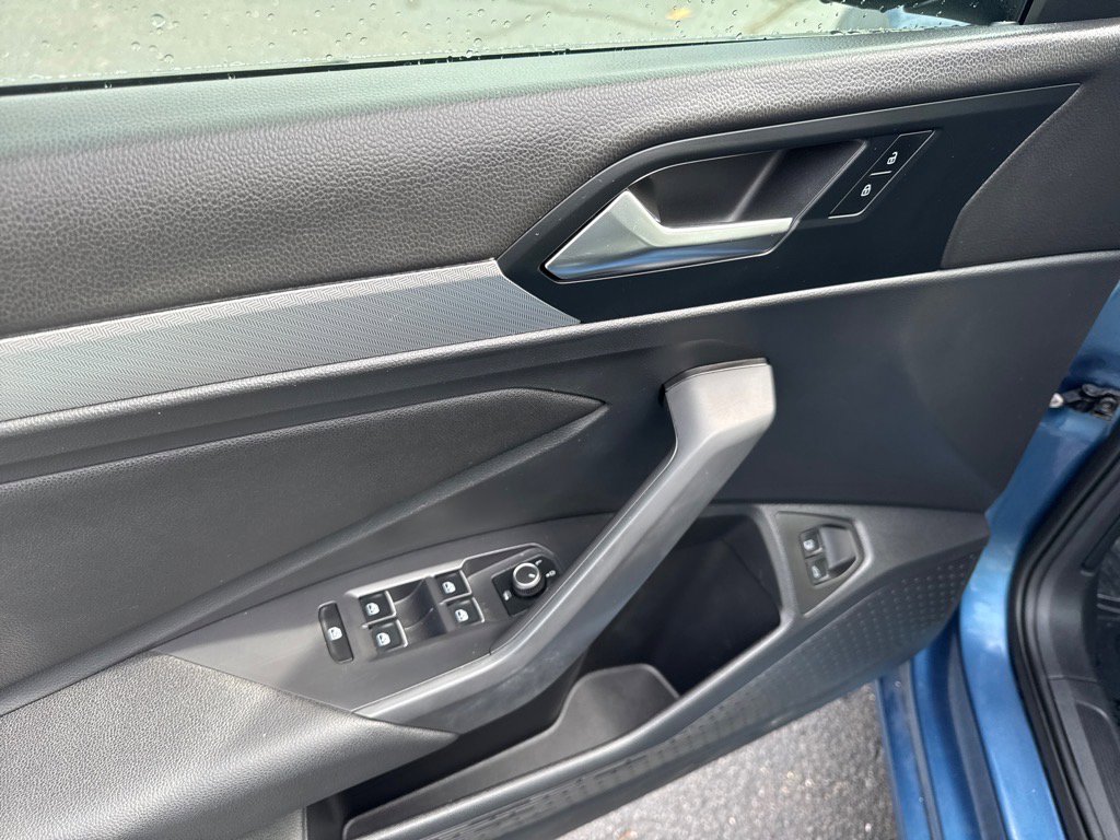 Used 2021 Volkswagen Jetta SE image 7