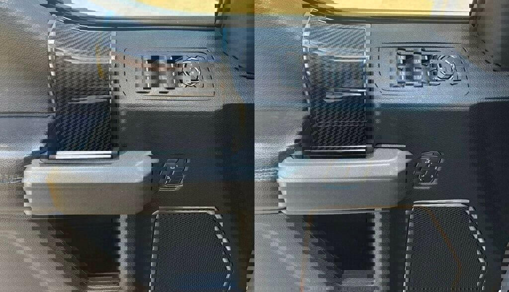 Used 2020 Ford F150 Raptor w/ Equipment Group 802A Luxury image 30