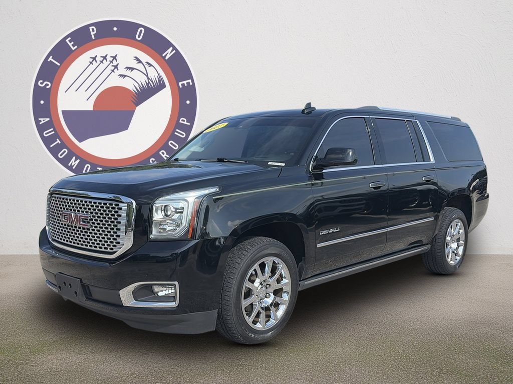 Used 2017 GMC Yukon XL Denali w/ Open Road Package AWD/4WD image 2