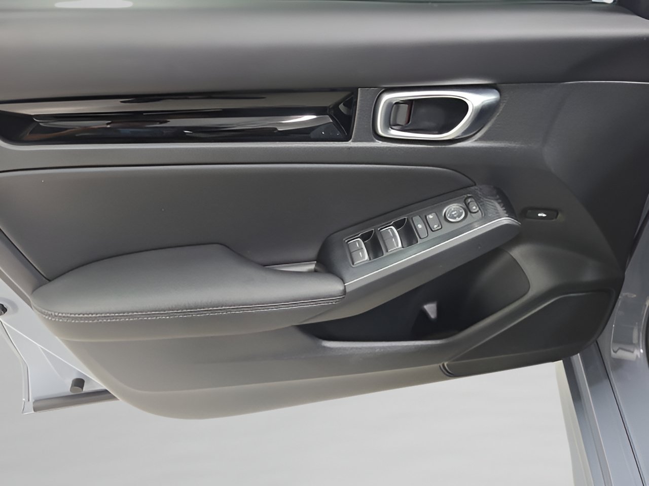 Used 2024 Honda Civic Touring image 23