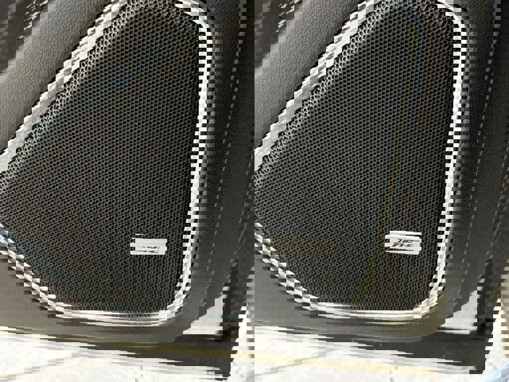 Used 2018 GMC Yukon SLT w/ Open Road Package image 30