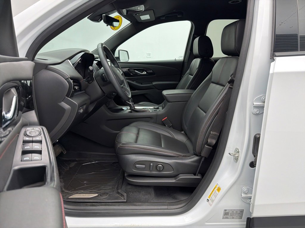 Certified 2023 Chevrolet Traverse RS image 14