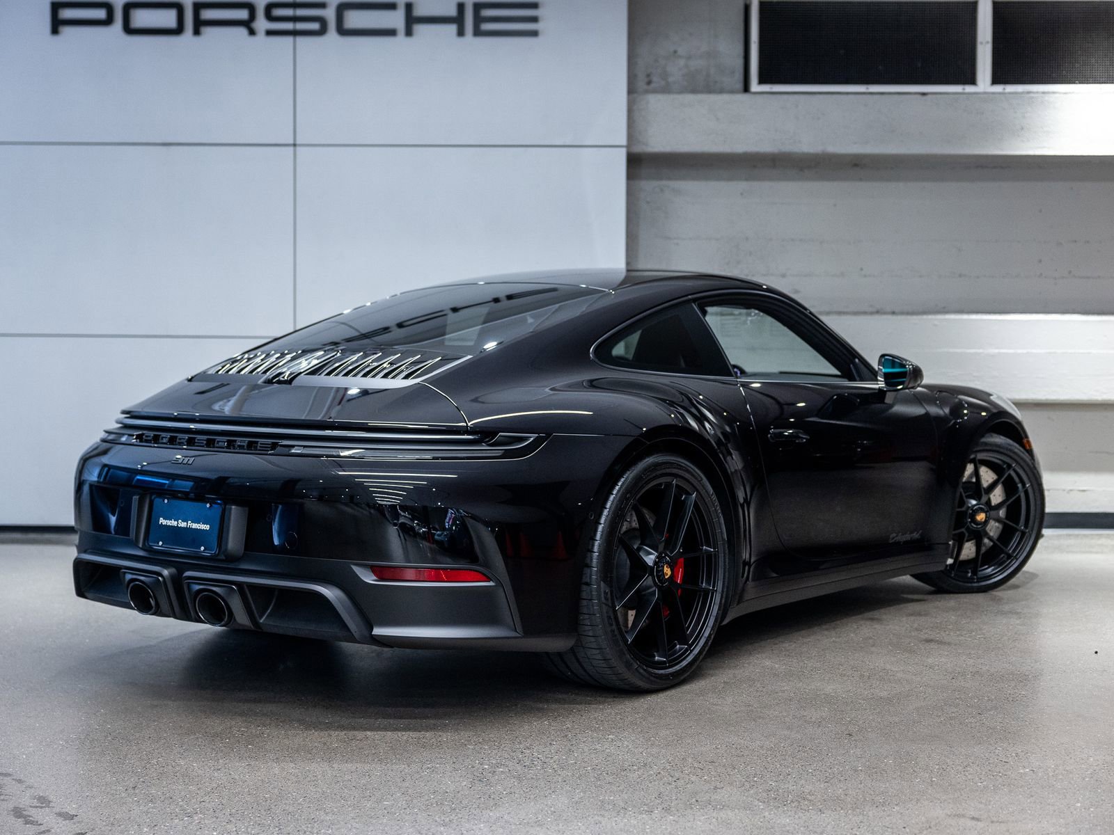 Certified 2025 Porsche 911 Carrera 4 GTS AWD/4WD image 8