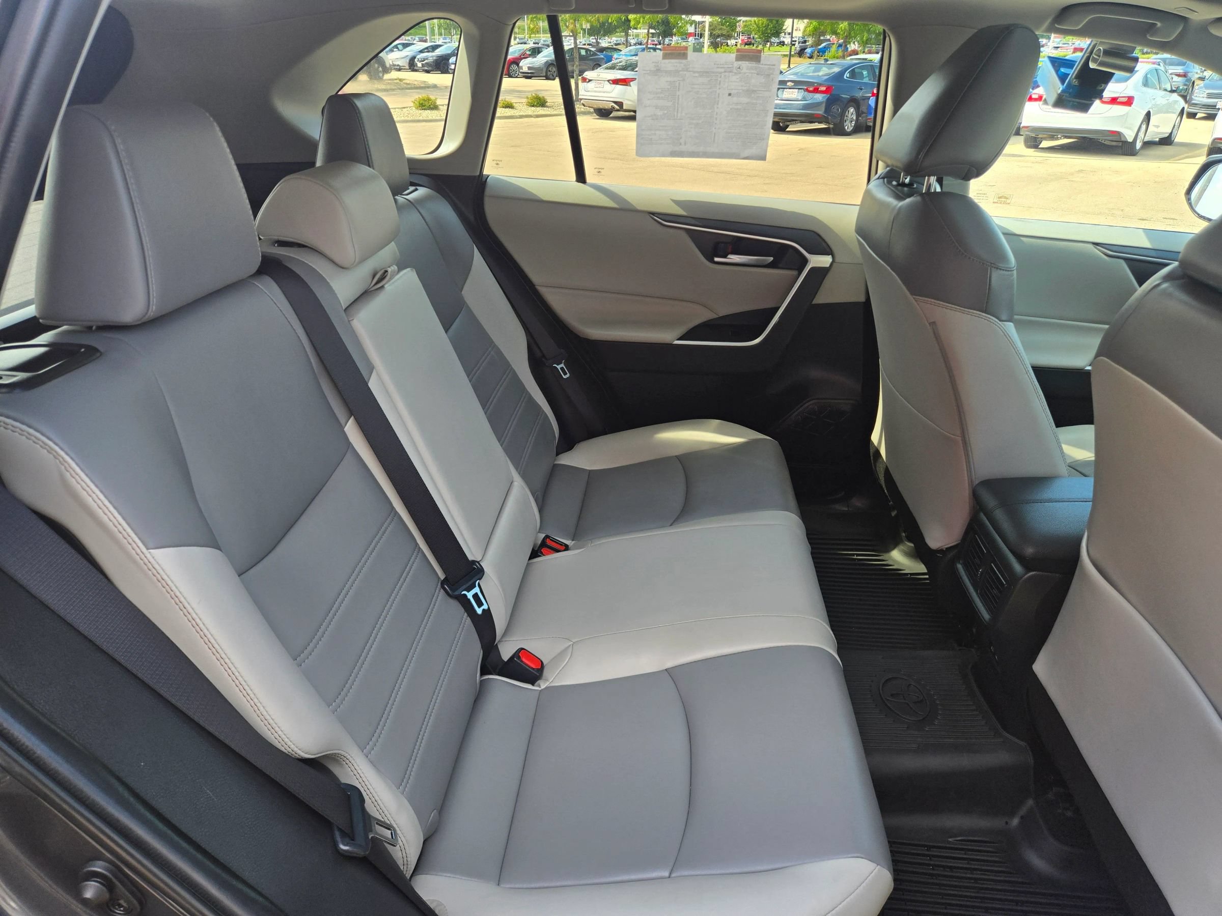 Used 2024 Toyota RAV4 XLE Premium w/ Weather Package AWD/4WD image 8