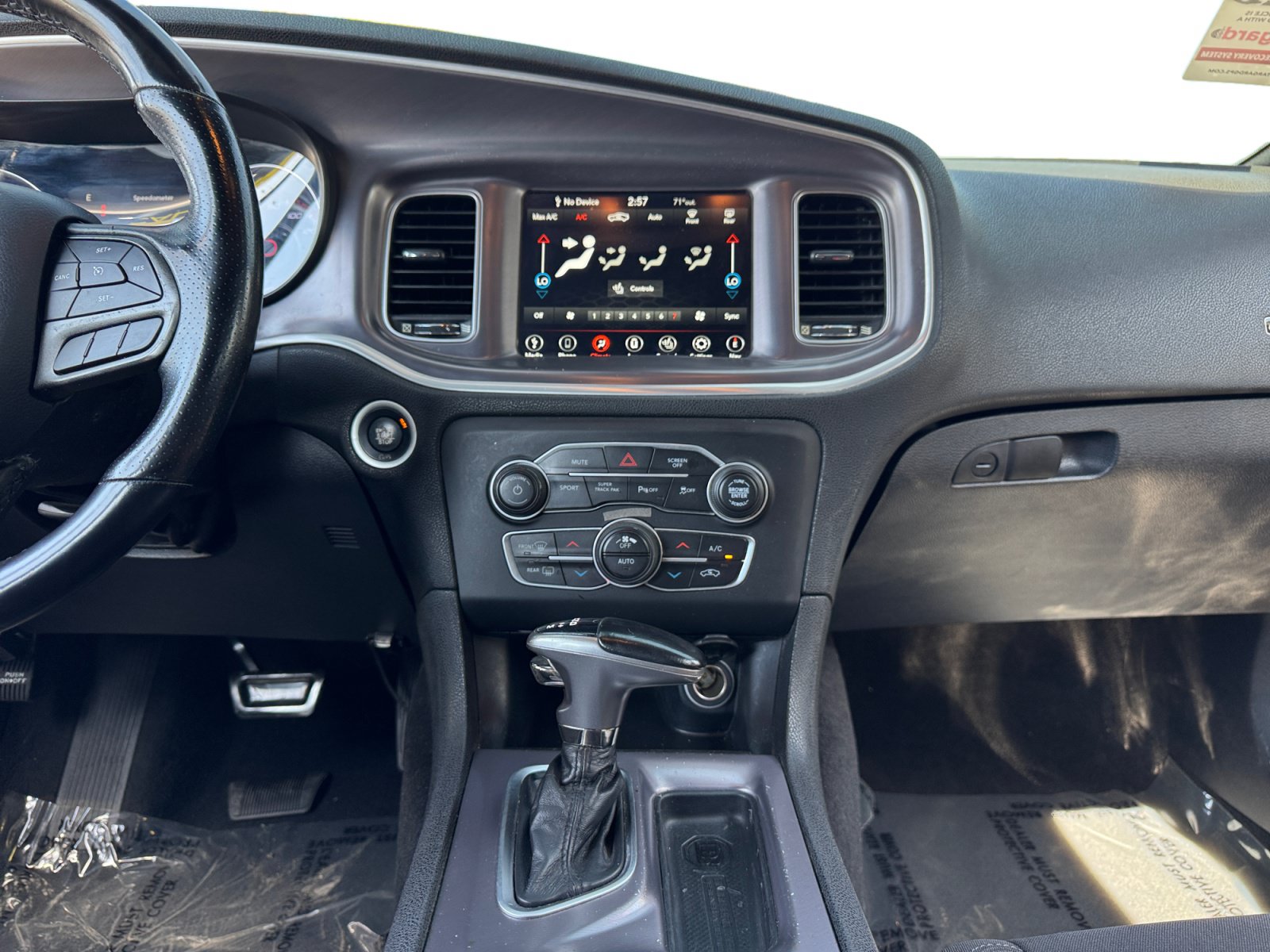 Used 2020 Dodge Charger R/T w/ Navigation & Travel Group RWD image 11