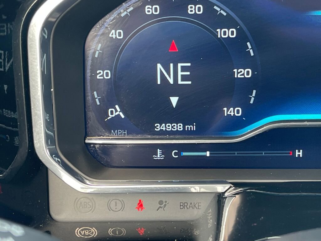 Used 2025 Chevrolet Silverado 2500 LT w/ Safety Package image 3