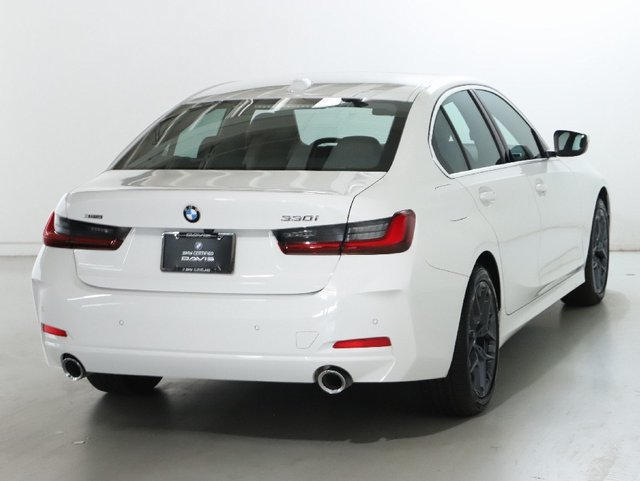 Used 2026 BMW 330i xDrive Sedan w/ Convenience Package AWD/4WD image 47