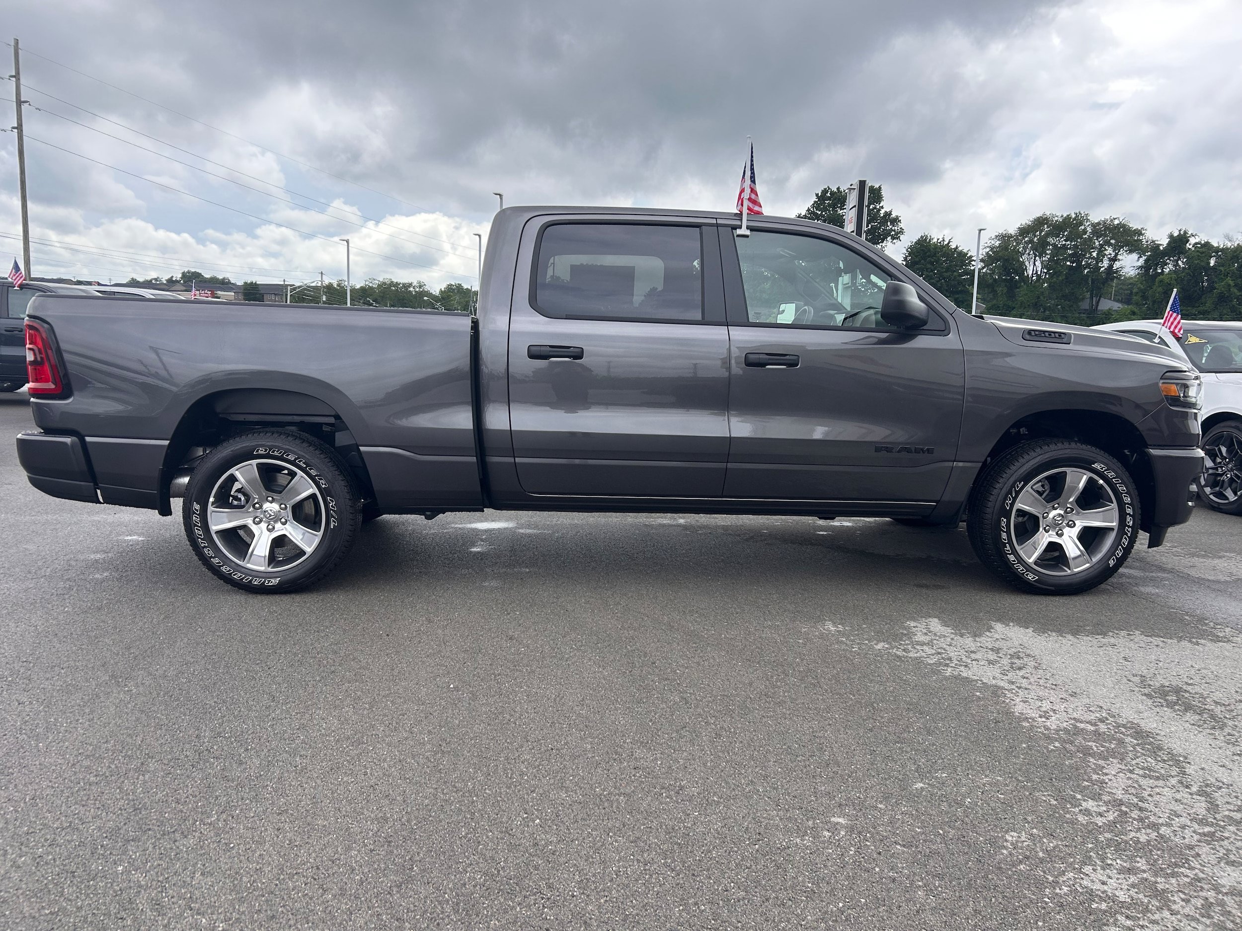 New 2026 RAM 1500 Express AWD/4WD image 2