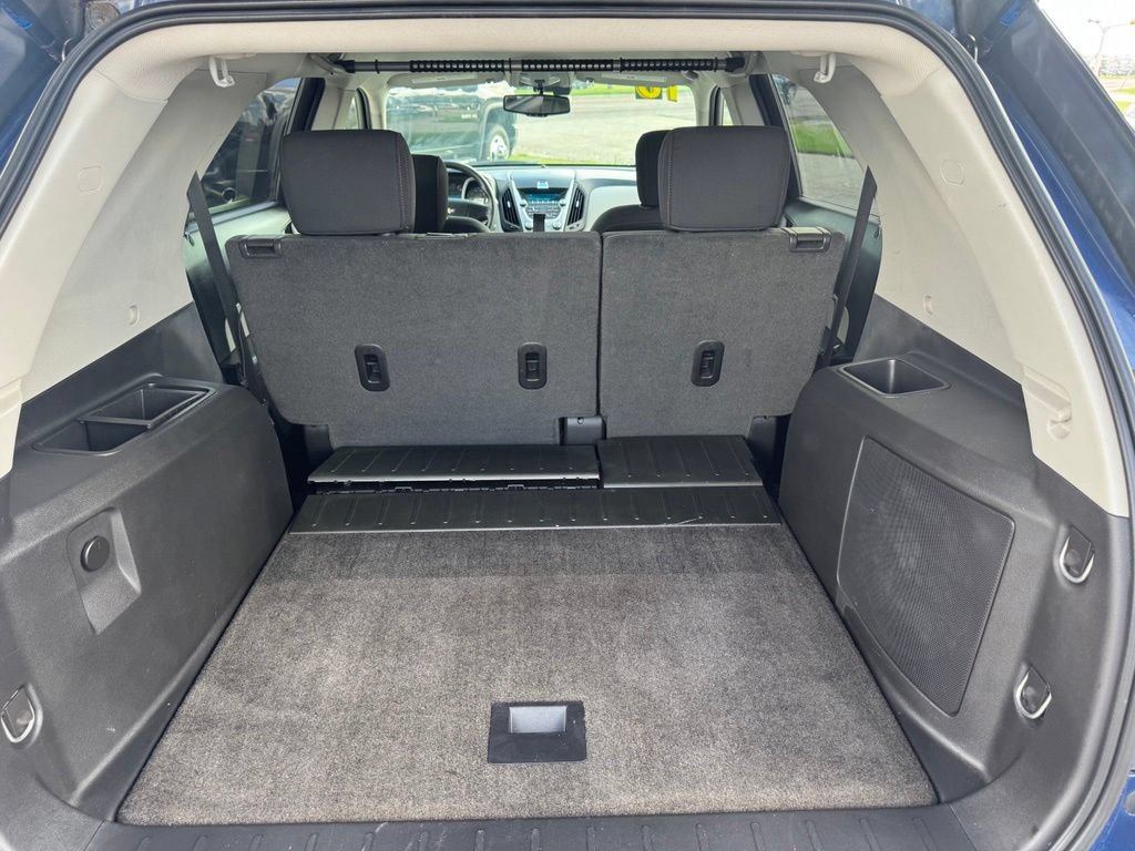 Used 2010 Chevrolet Equinox LT FWD image 16