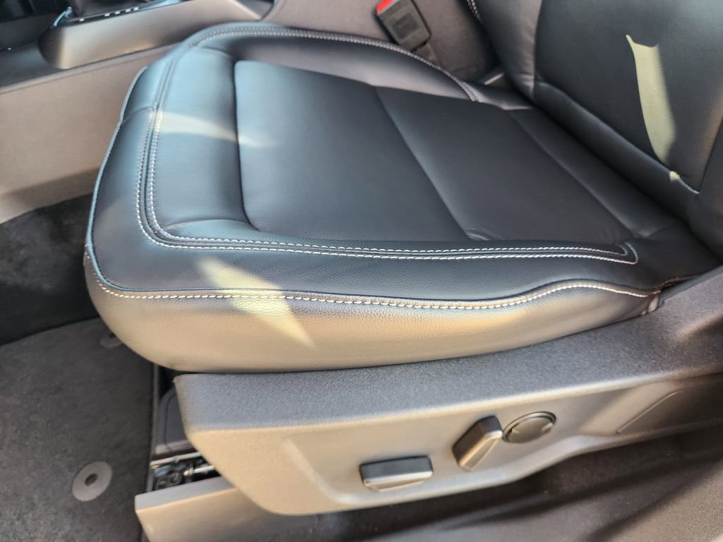 New 2025 Ford Bronco Outer Banks image 16