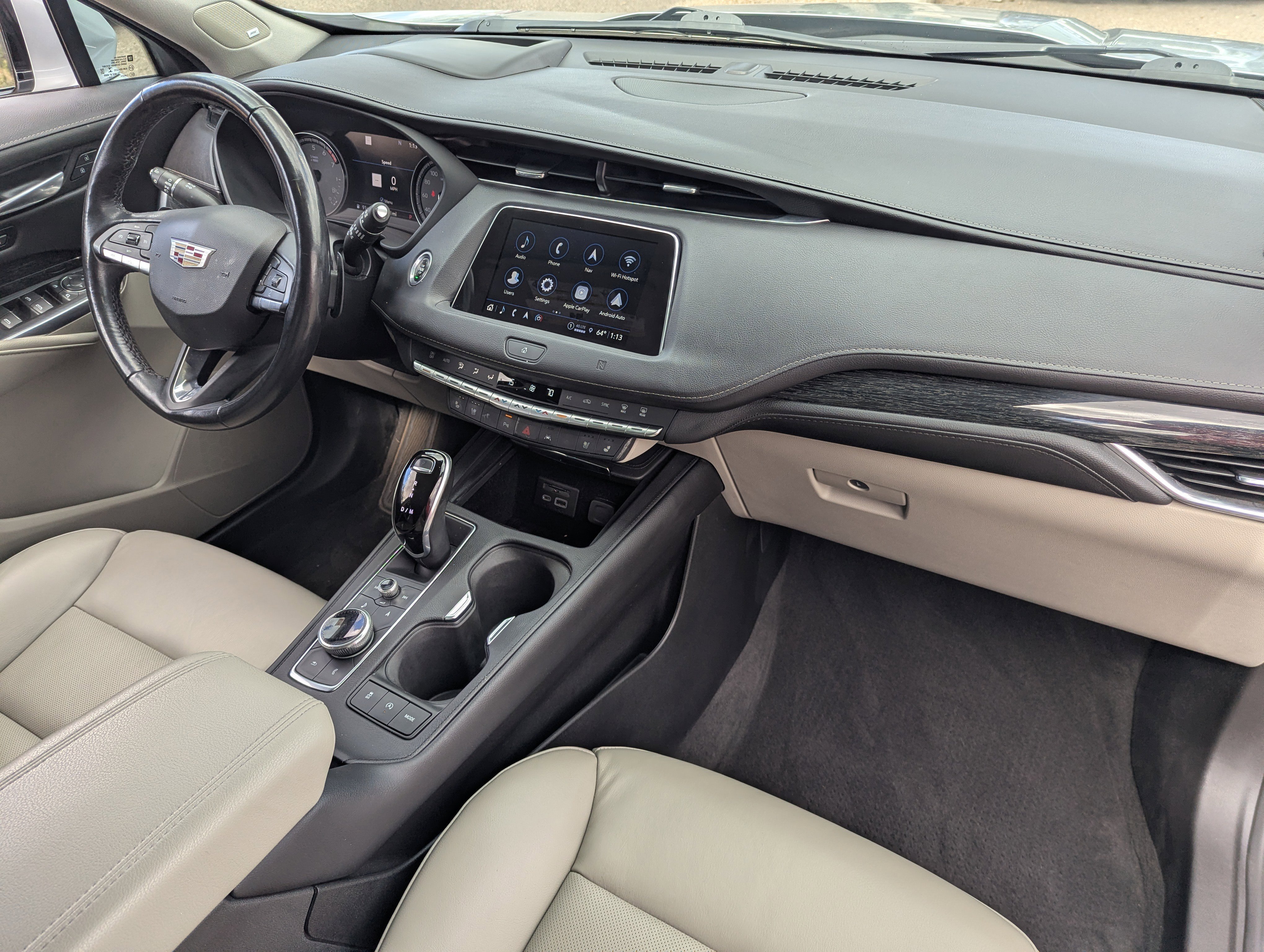 Used 2021 Cadillac XT4 Premium Luxury image 11