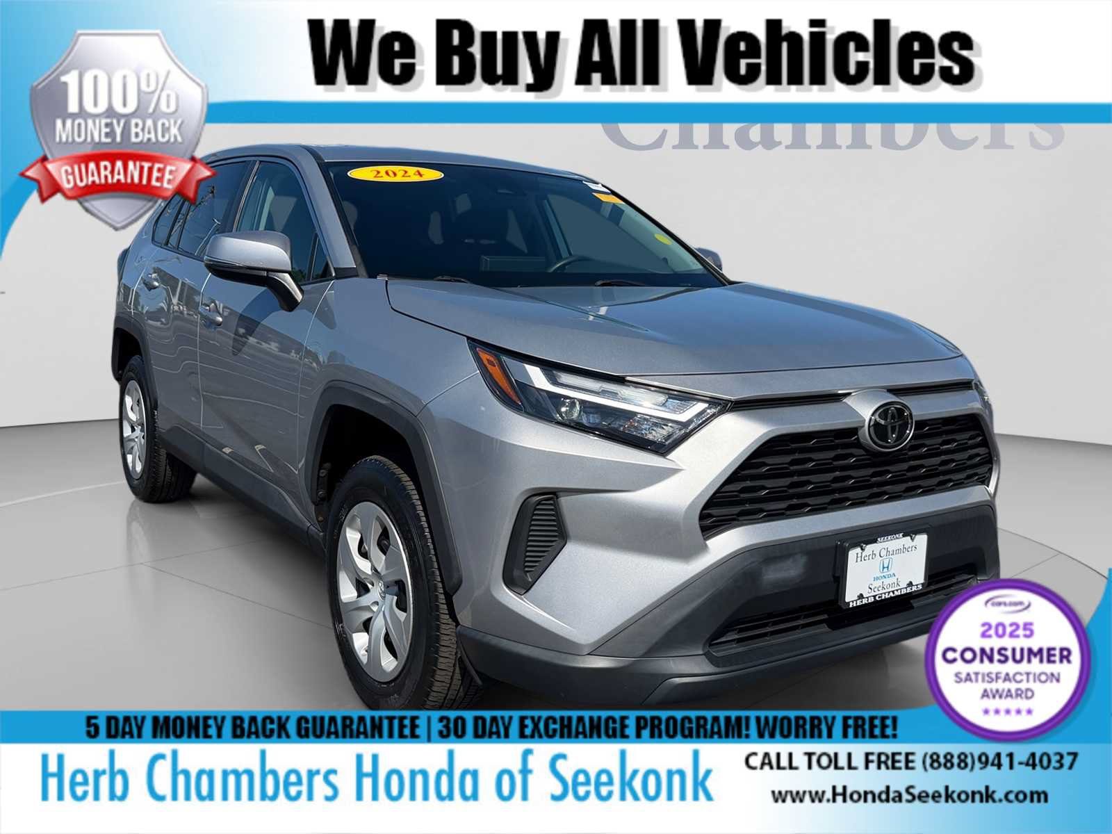 Used 2024 Toyota RAV4 LE AWD/4WD image 1