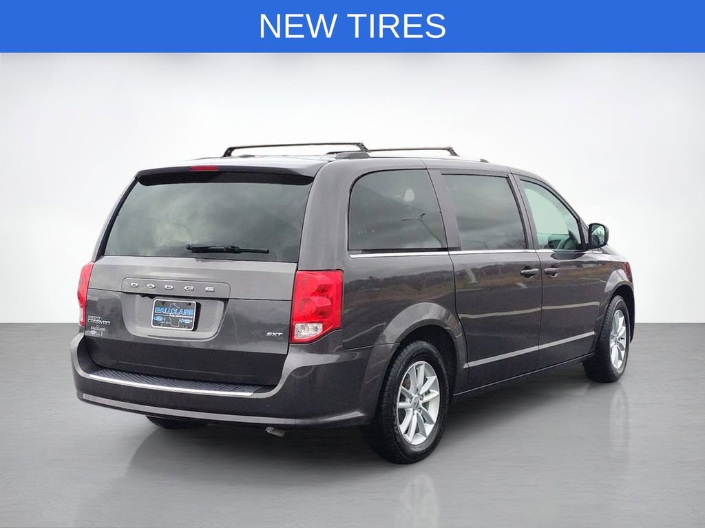 Used 2020 Dodge Grand Caravan SXT FWD image 3