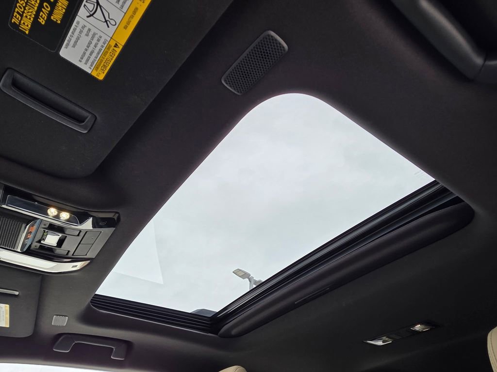 Used 2024 Lexus GX 550 image 12