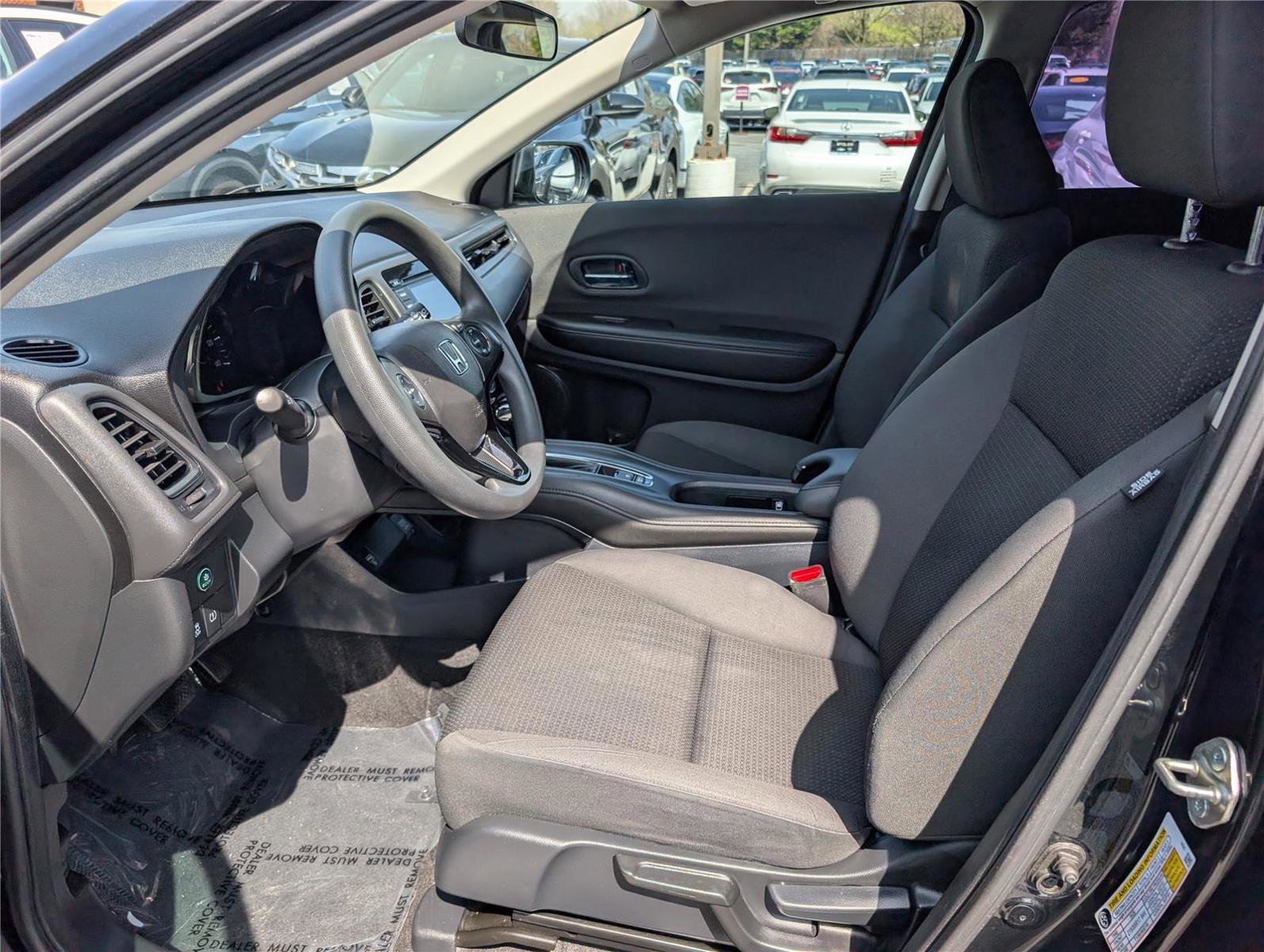 Used 2019 Honda HR-V LX image 15