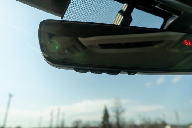 Used 2023 Subaru Forester Premium image 40