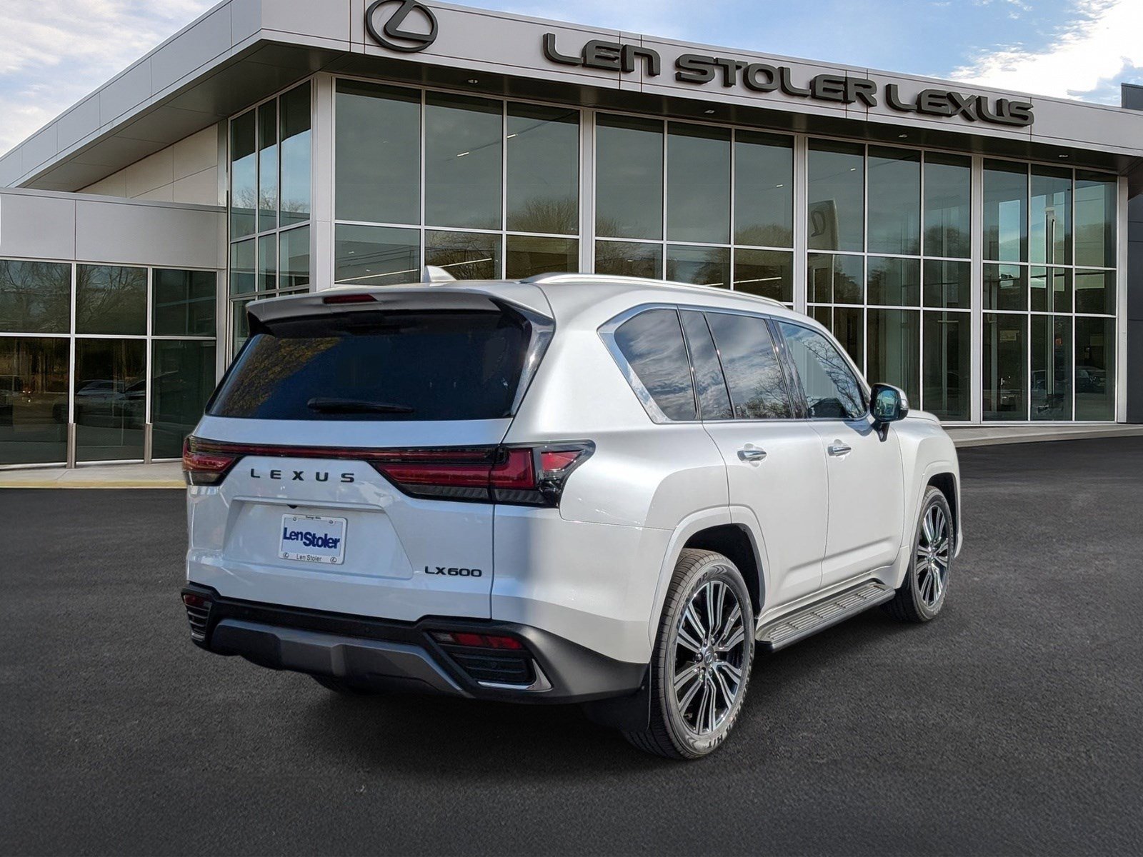 New 2026 Lexus LX 600 4WD w/ Luxury Package image 2