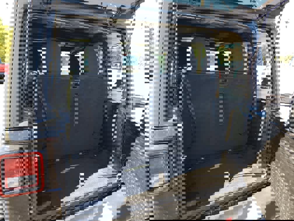 Used 2019 Jeep Wrangler Rubicon image 10