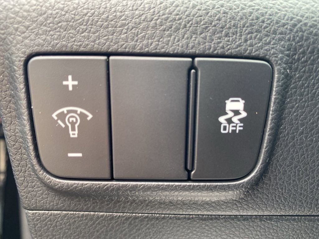 Certified 2025 Kia K5 GT-Line image 21