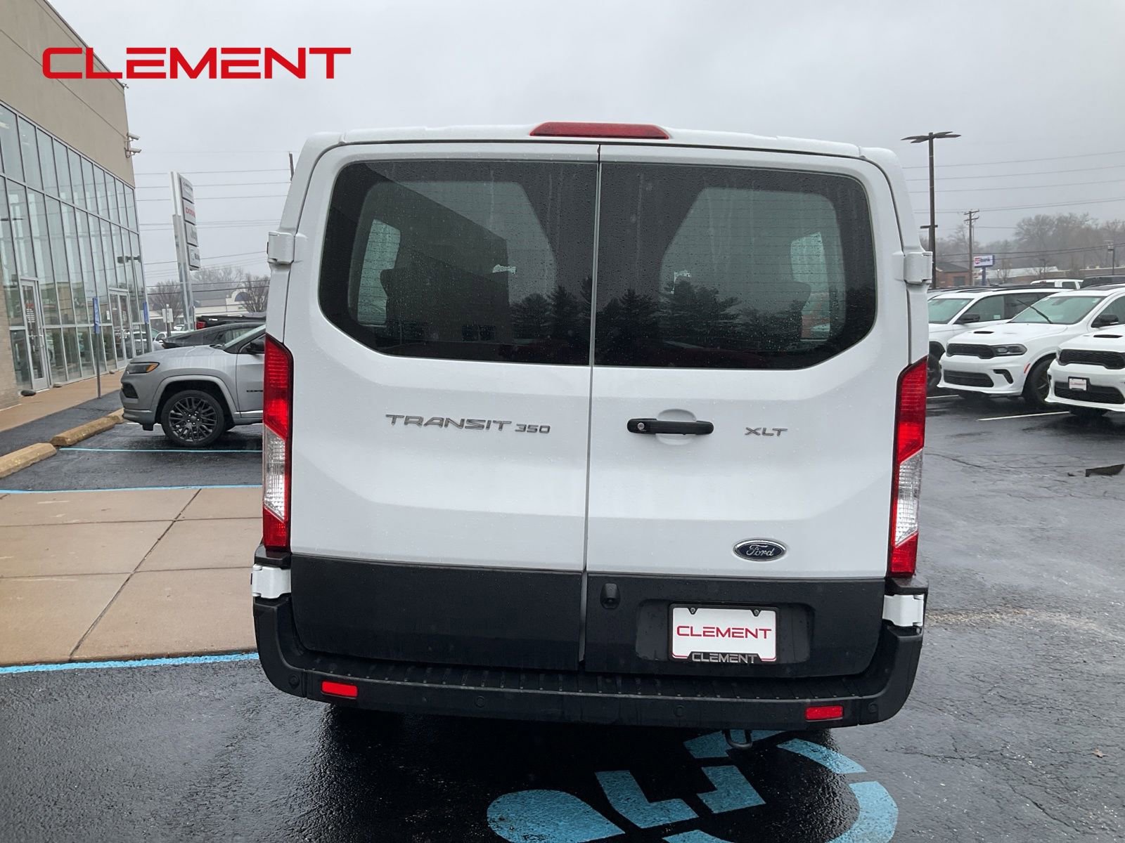 Used 2023 Ford Transit 350 XLT image 6