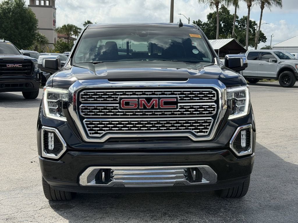 Certified 2021 GMC Sierra 1500 Denali w/ Driver Alert Package II AWD/4WD image 3
