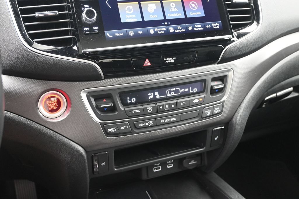 Used 2025 Honda Ridgeline RTL image 17