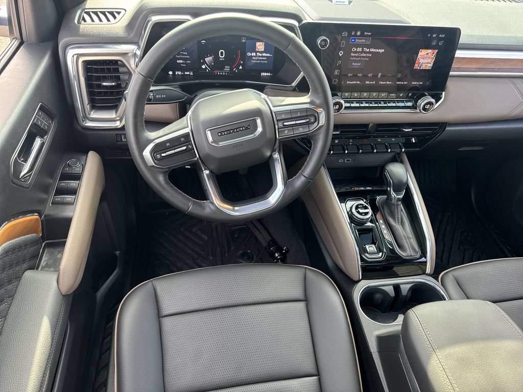 Used 2024 GMC Canyon Denali AWD/4WD image 14