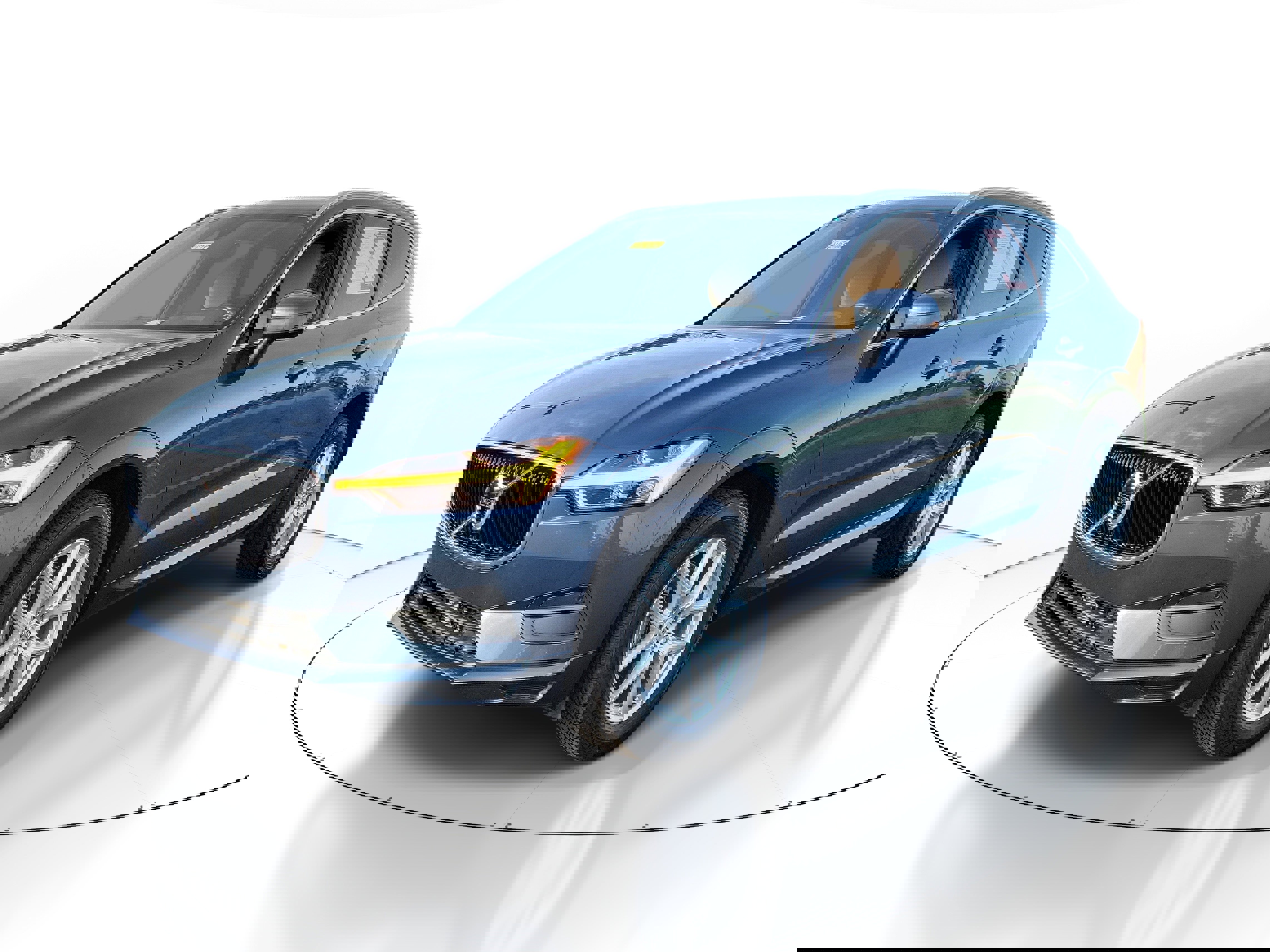 Used 2020 Volvo XC60 T5 Momentum w/ Protection Package Premier image 2