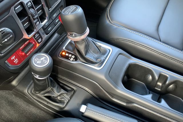 New 2025 Jeep Wrangler Unlimited Rubicon 392 image 32