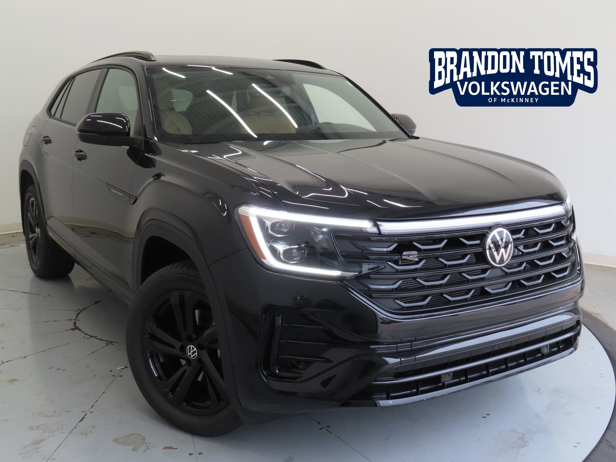 New 2026 Volkswagen Atlas Cross Sport SEL R-Line