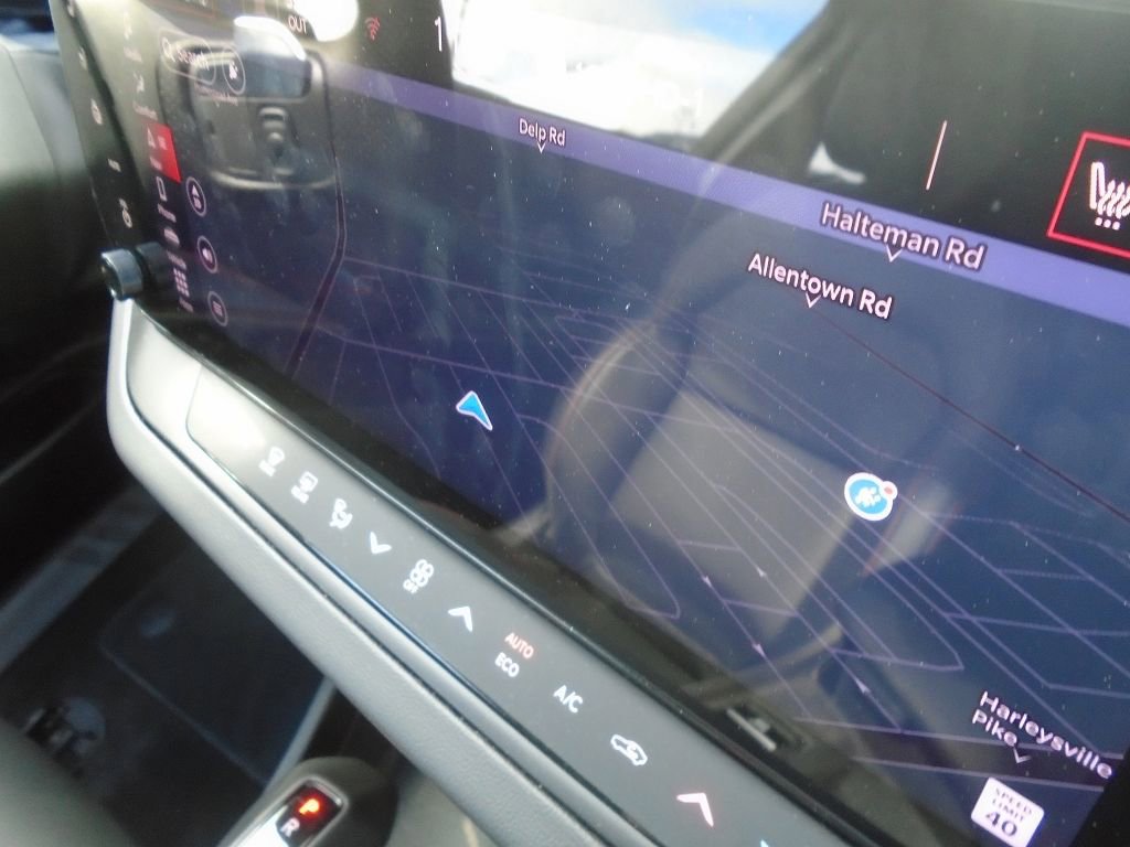 Used 2024 Dodge Charger R/T w/ Plus Group image 26