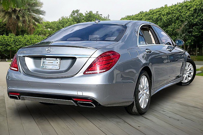 Used 2015 Mercedes-Benz S 550 4MATIC Sedan w/ Sport Package image 2
