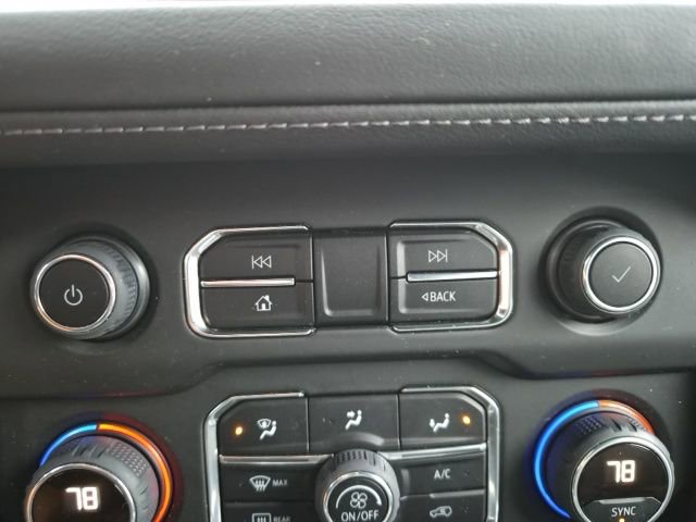 Used 2022 Chevrolet Tahoe LT w/ Luxury Package image 31