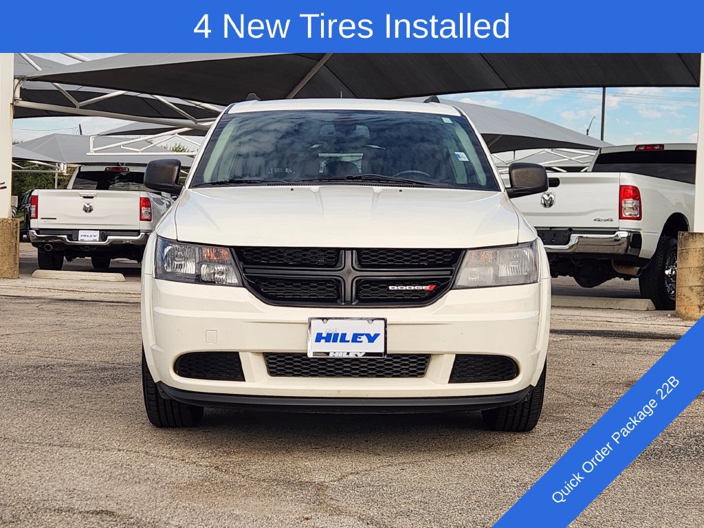 Used 2020 Dodge Journey SE w/ SE Popular Equipment Group FWD image 2