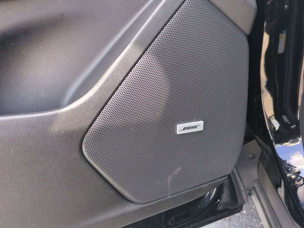 Used 2024 Cadillac XT6 Sport w/ Technology Package image 25