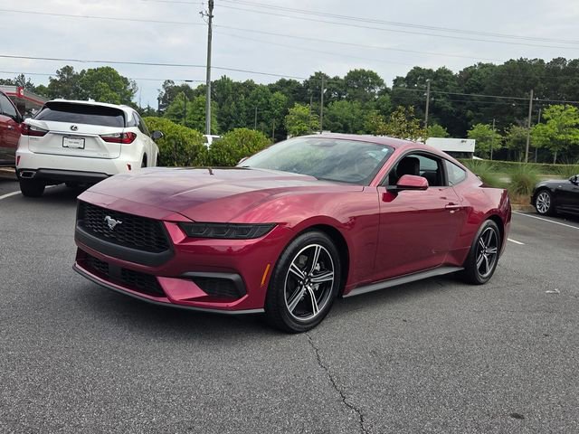 Used 2025 Ford Mustang Coupe RWD image 3