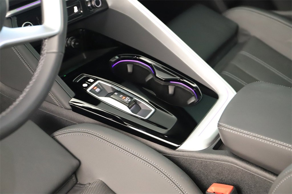 New 2025 Audi Q5 Premium Plus image 17